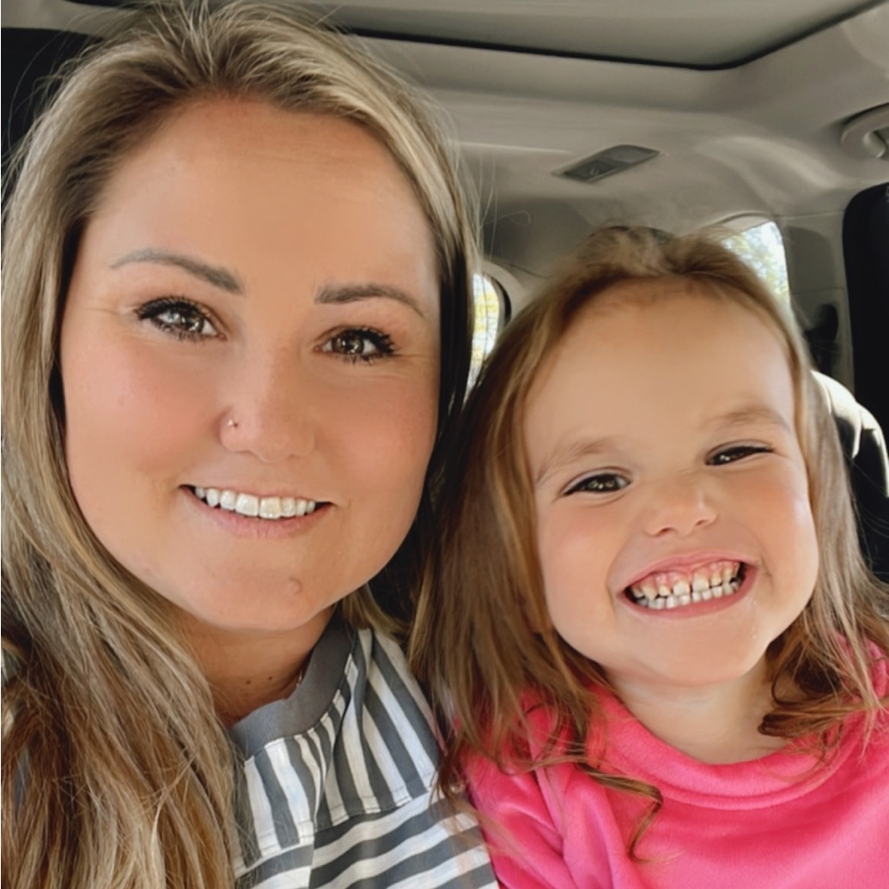 Meet your Posher, Karlee